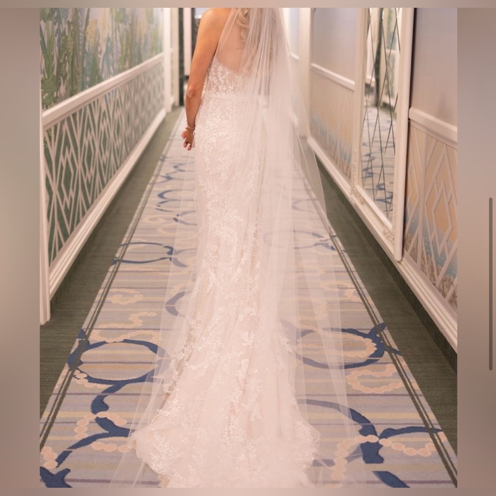 Elegant Bridal Veil - Tulle